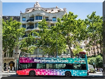 Hop on, Hop off Bus Tour in Barcelona