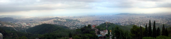 Barcelona vom Tibidabo aus gesehen